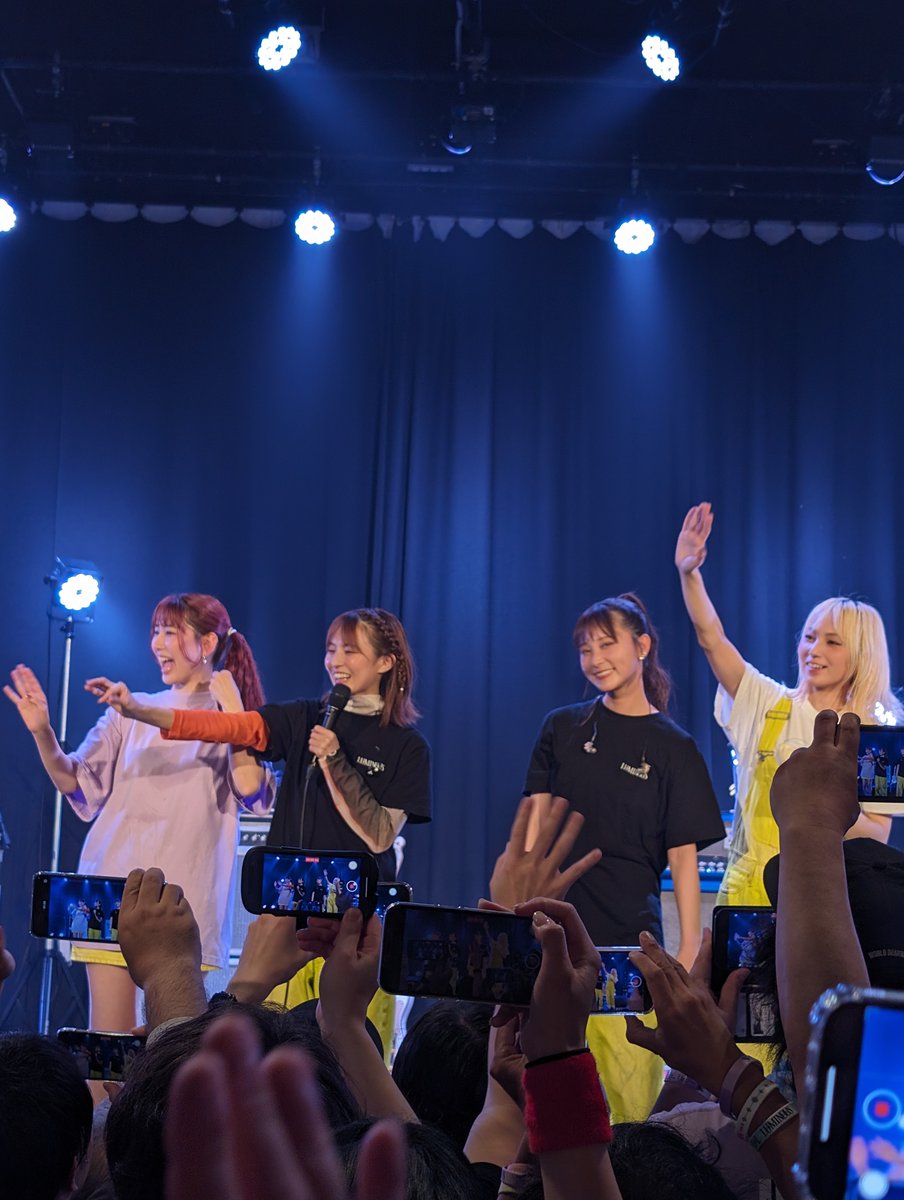 utasiro7's tweet photo. SCANDAL TOUR 2024 "LUMINOUS" at 新潟LOTS
熱すぎのライブでした
あまり上手く写真撮れなかったけど撮ったもので１番いい写真
#SCANDAL 
#SCANDAL_LUMINOUS https://t.co/JpDfskCSHG