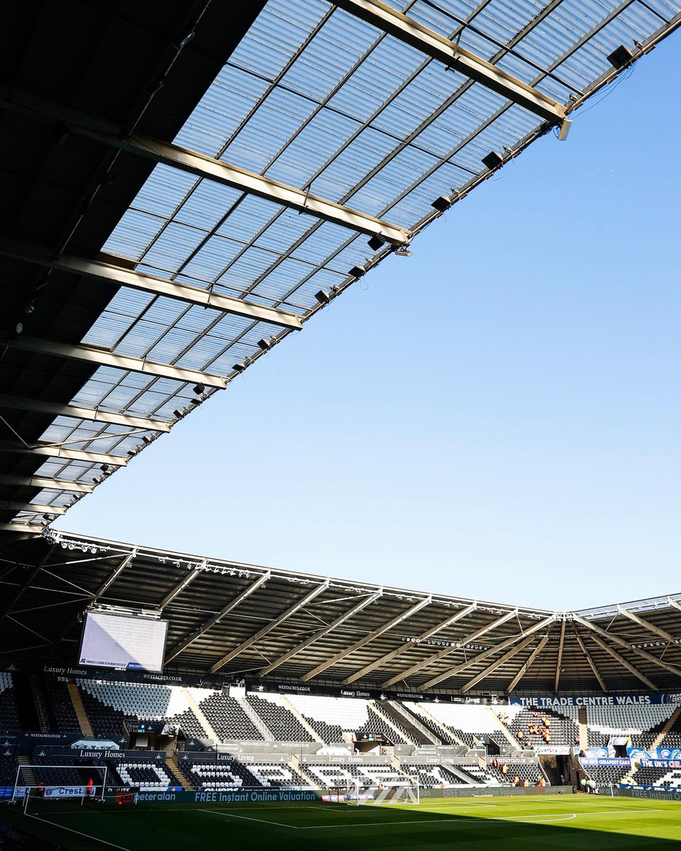 يسمى الملعب حاليا ب (White Rock)
تصميم الملعب ل DesignTTH Architects, Gateshead UK
_____________________________
#سوانزي_سيتي #swanseacity 
#زاوية_الملاعب  #stadium #footballstadium 
#wales