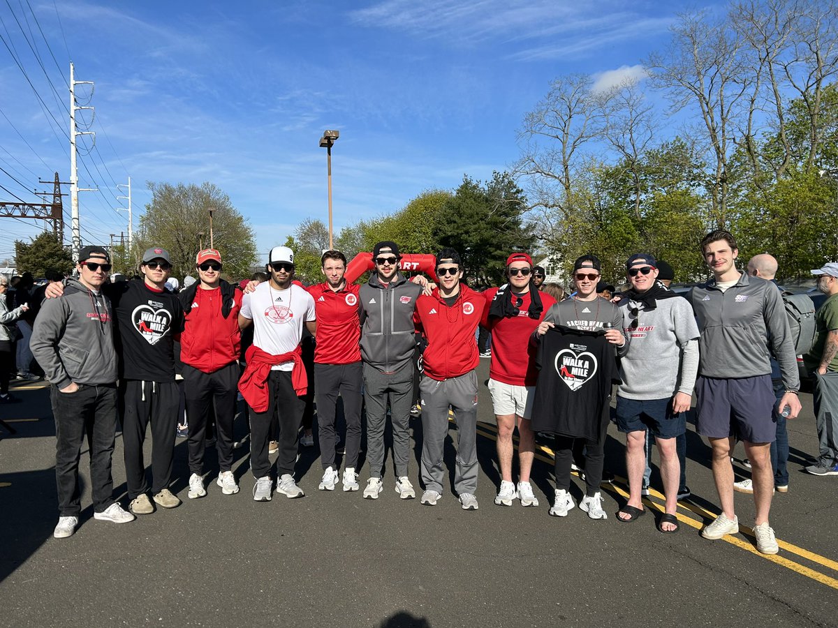 We had a great time supporting the Walk A Mile In Her Shoes campaign this morning 👠 #weareshu