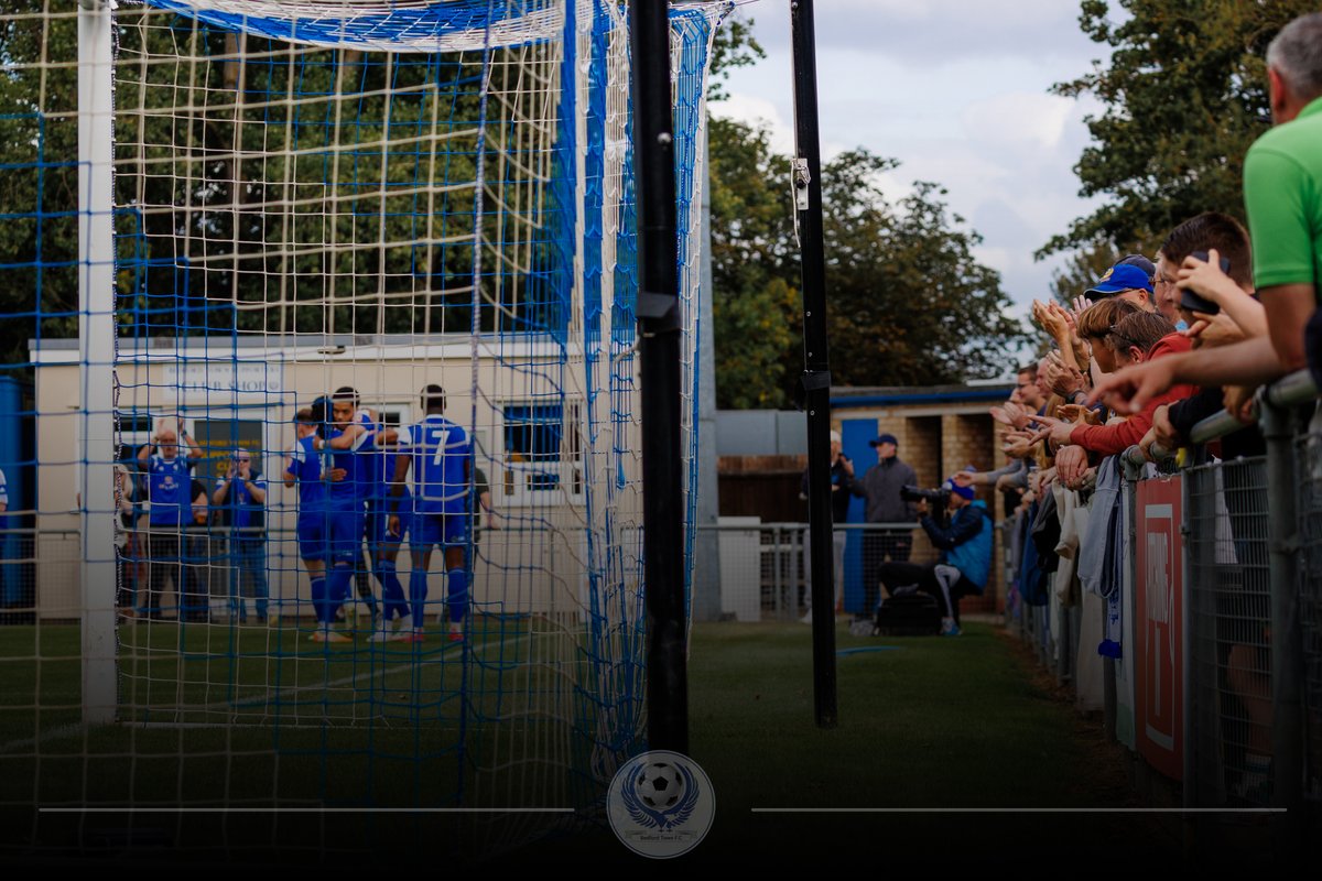 ATTENDANCE: Bedford Town v North Leigh - 1,120 fwp.co/VW3xMV