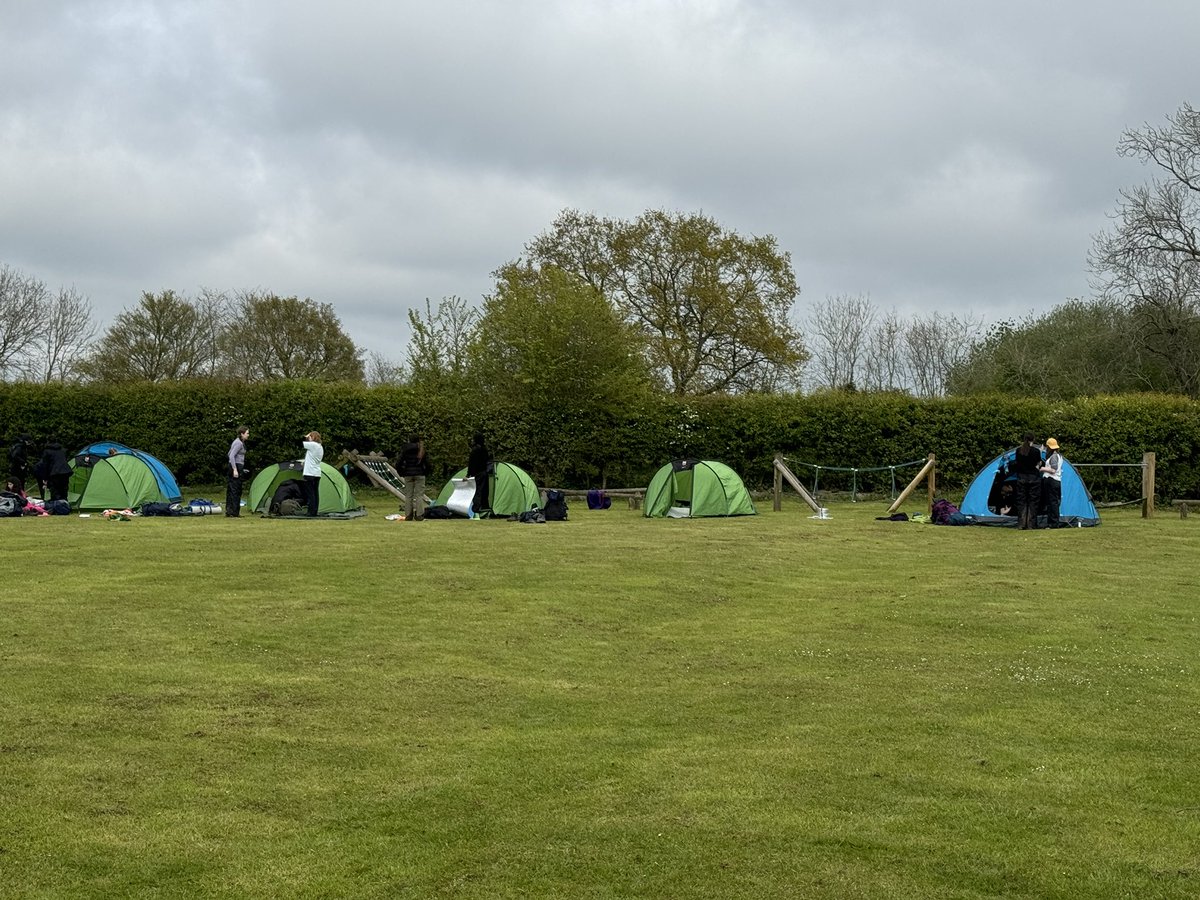 STAHSDoE's tweet photo. All Bronze DofE students back at camp after a successful first day. Tents being set up and settling in well to camp life. https://t.co/qkMFlhFUmJ