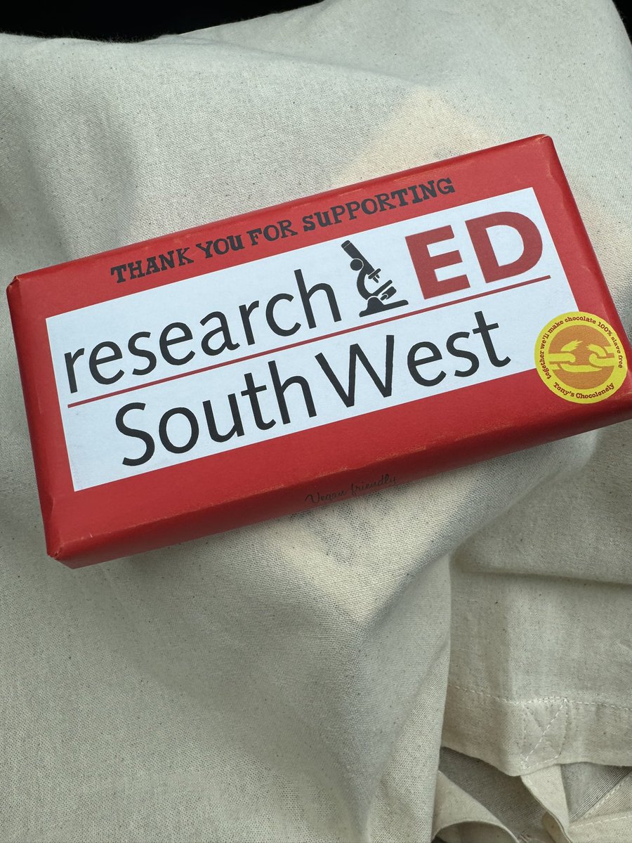 A big thank you to <a href="/nmgilbride/">Dr. Neil Gilbride</a>, <a href="/ThomasHenesey/">Thomas Henesey</a>, <a href="/Noni_Rainbow/">Rhiannon Rainbow FCCT</a> and <a href="/GreenshawTrust/">Greenshaw Learning Trust</a> for the excellent organisation and hospitality. Including the goody bags… the <a href="/TonysChocoUK_IE/">Tony's Chocolonely UK & IRE</a> was particularly impressive! Thank you for having me! 🤩