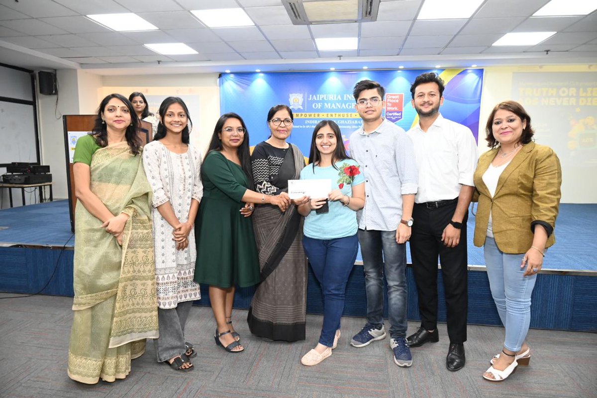 JaipuriaMBA's tweet image. Wrapping up an electrifying day of creativity and truth in advertising with the 'Truth or Lie: Ads Never Die' event! A huge congratulations to all participants for bringing their A-game and showcasing the power of honest storytelling. #TruthOrLie #AdsNeverDie #MarketingMagic