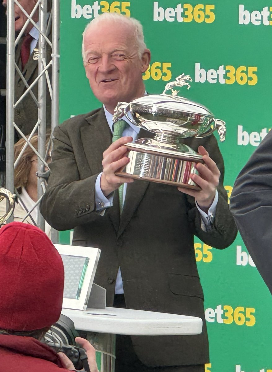 Many congratulations to @WillieMullinsNH - the newly crowned British Champion Trainer! 🏆