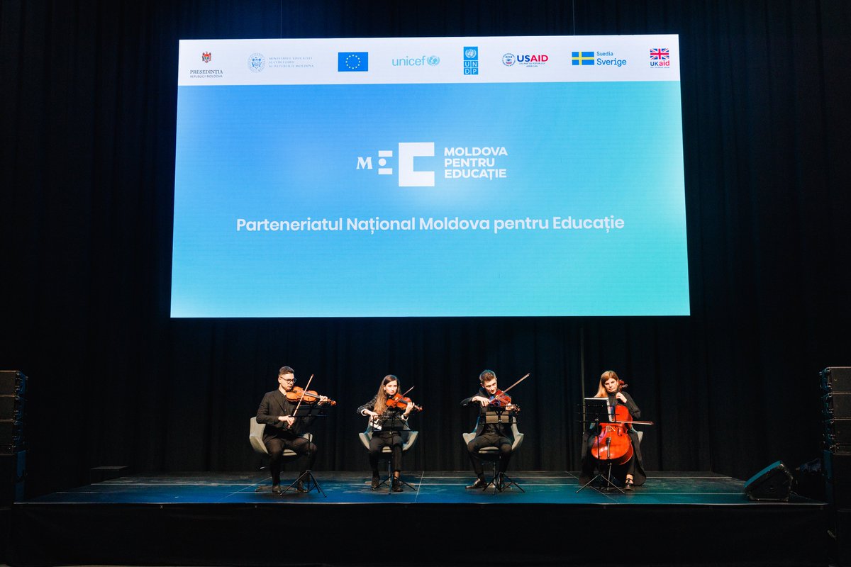 The #MoldovaForEducation Gala, as part of #EducationWeek2024, underscores the collaborative efforts of the Government, partners, NGOs, and private sector in reforming Moldova's education system for quality education access #foreverychild💙
