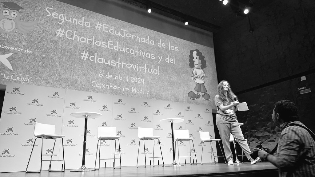teach_teachM's tweet image. #claustrovirtual Después de varios días leyendo cosas preciosas 😍 y pasada la resaca emocional, voy a intentar contaros mis impresiones, recuerdos y sensaciones. (hilo en blanco y negro lleno de recuerdos) 💭Vamos allá: 👇🏼 #EduJornada