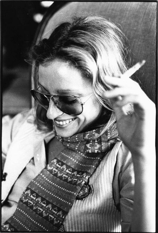 39Alun's tweet photo. Elle est photographiée par Sandrine Cohen à Montreux en 1978,
sauriez vous la reconnaître🧐❔ https://t.co/kPspwNFe1w