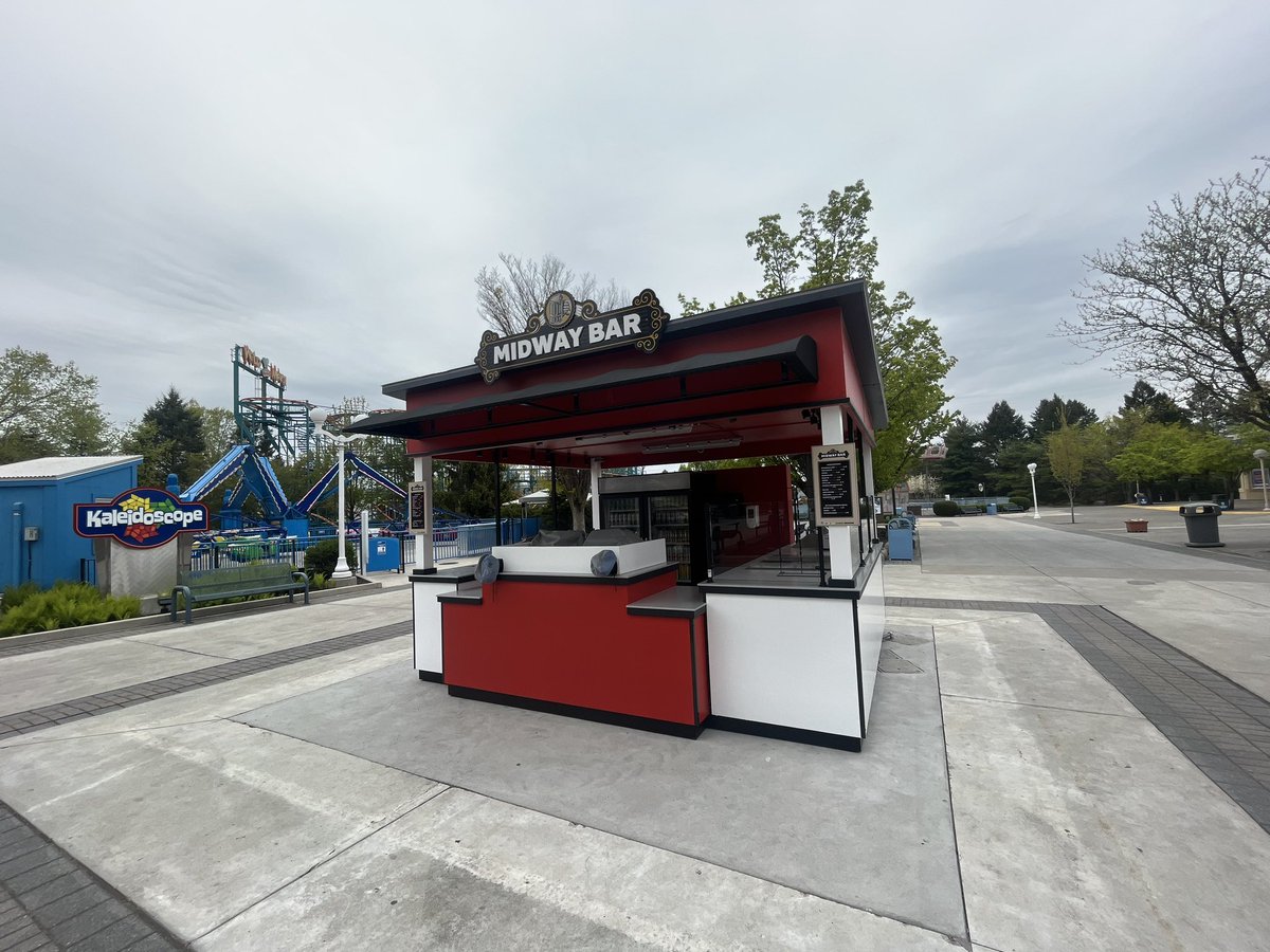 New Coke Refresh Station& Midway Bar coming to @DorneyParkPR’s main midway very soon! #dorneypark