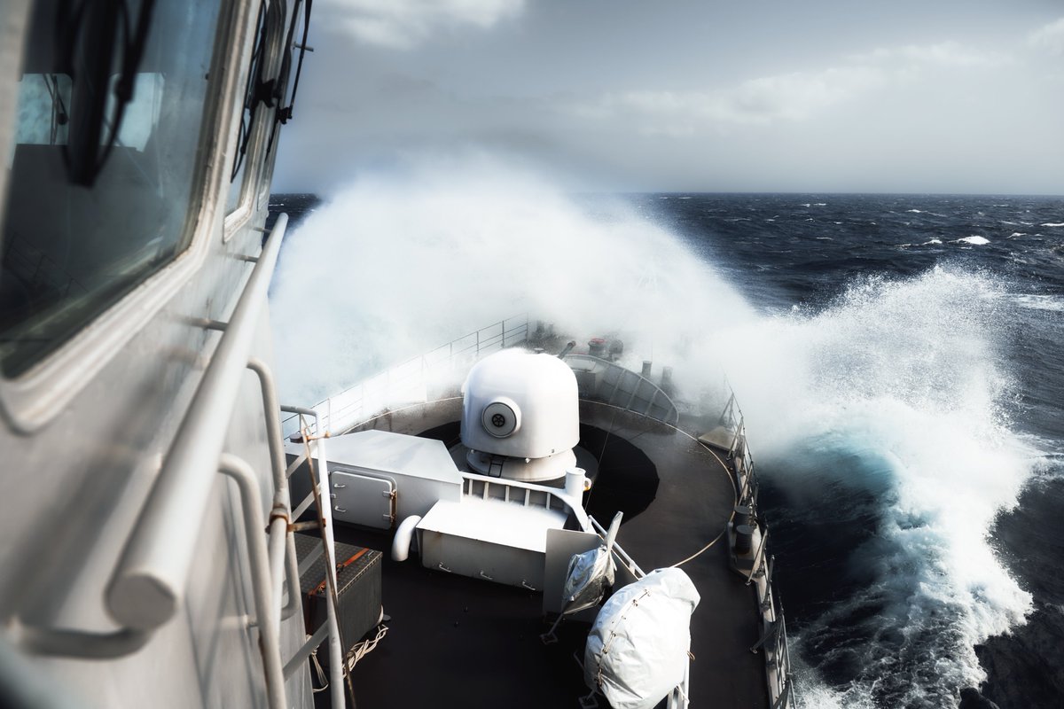 COM_BelgianNavy tweet picture