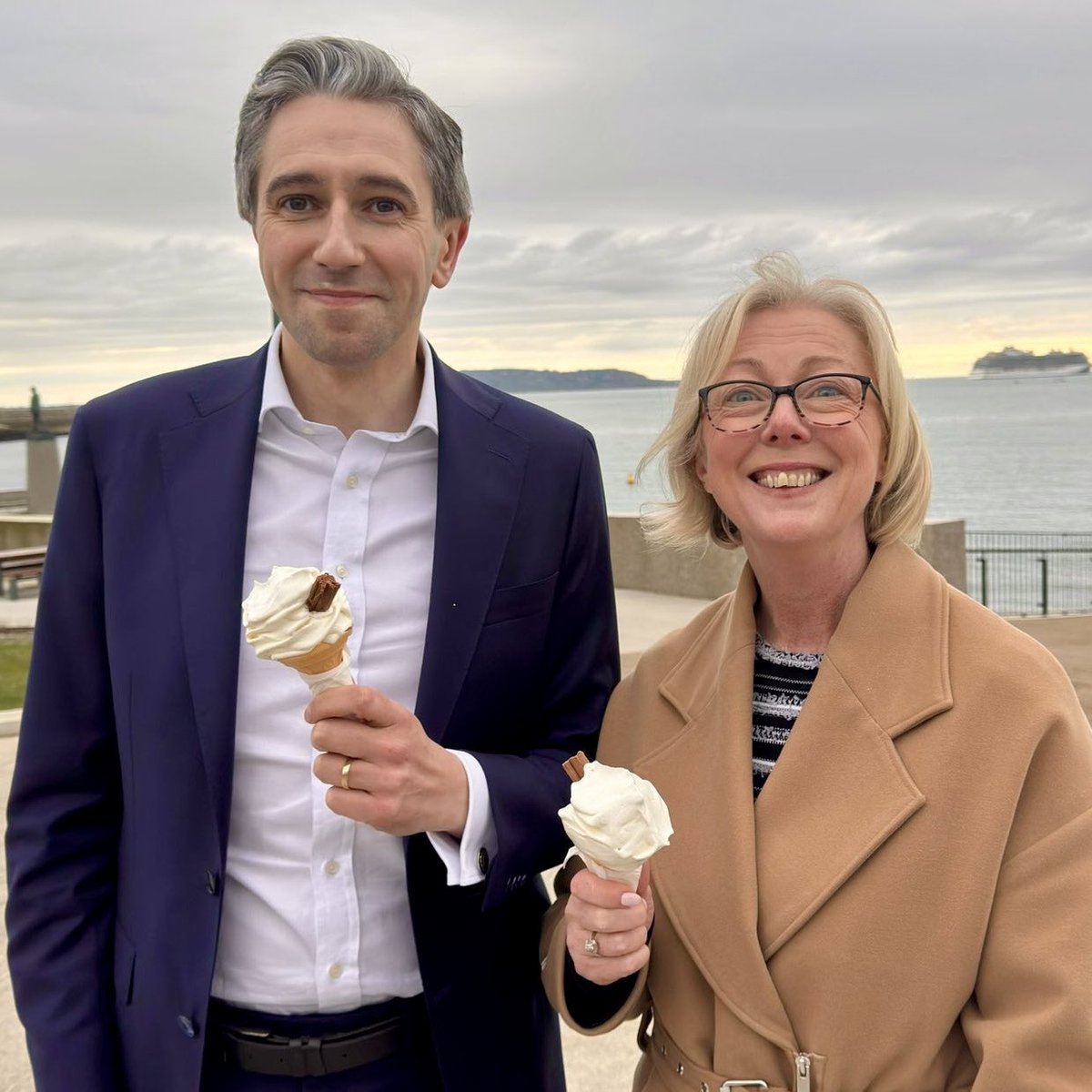 Ireland is going down in flames while these traitors post a photo today of themselves eating ice-cream. It reminds of Nero fiddled while Rome burned. Liberty Republic stands with the people of #Newtownmountkennedy . Garda thuggery must be investigated post next general election.