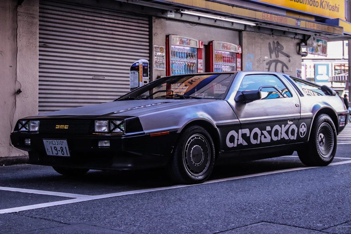 Akiba_Delorean tweet picture