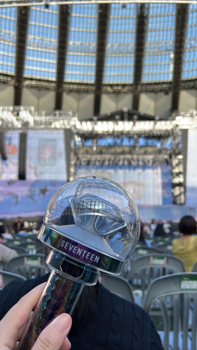 fullofflowers17's tweet photo. Day1 https://t.co/ioAnOzU5sd