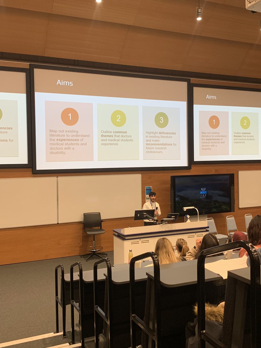 4 amazing oral presentations ranging from impact of discrimination on medical students to educating 16-19 year olds on skin cancer awareness! Thank you to all who presented 
#NMSWP24 #ReframingWP
<a href="/NMS_WP_Forum/">National Medical Schools WP Forum</a>