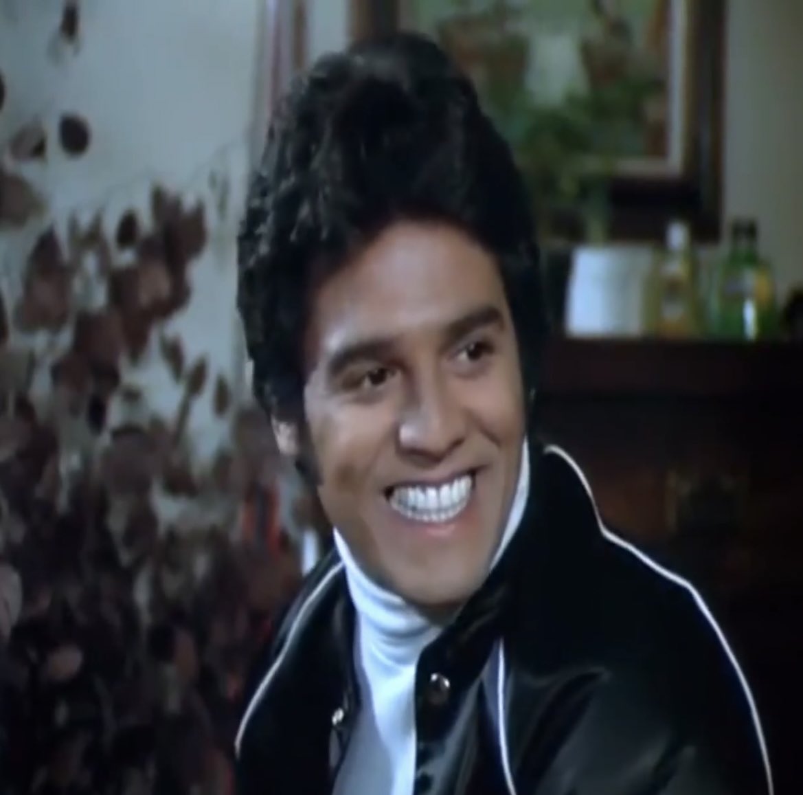 Number1Sandy's tweet photo. Good afternoon Angel, wishing you a happy Saturday my dear friend ❤️🙏🤗👍😘🫶 @angel_heaven76 @ErikEstrada https://t.co/QBvi7ou8tD