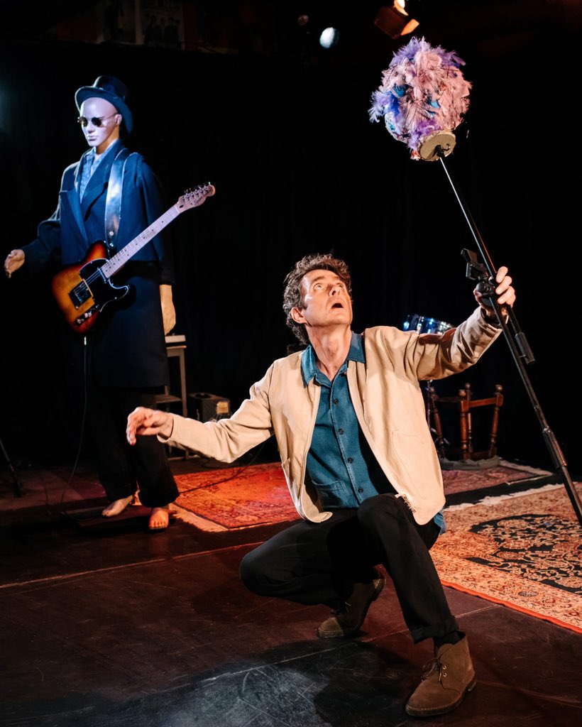 Go see This Is Memorial Device @RiversideLondon! Paul Higgins is absolutely BEWITCHING in this gripping, smart, moving show about memory, creativity and Your Favourite Band. On till 11 May.
