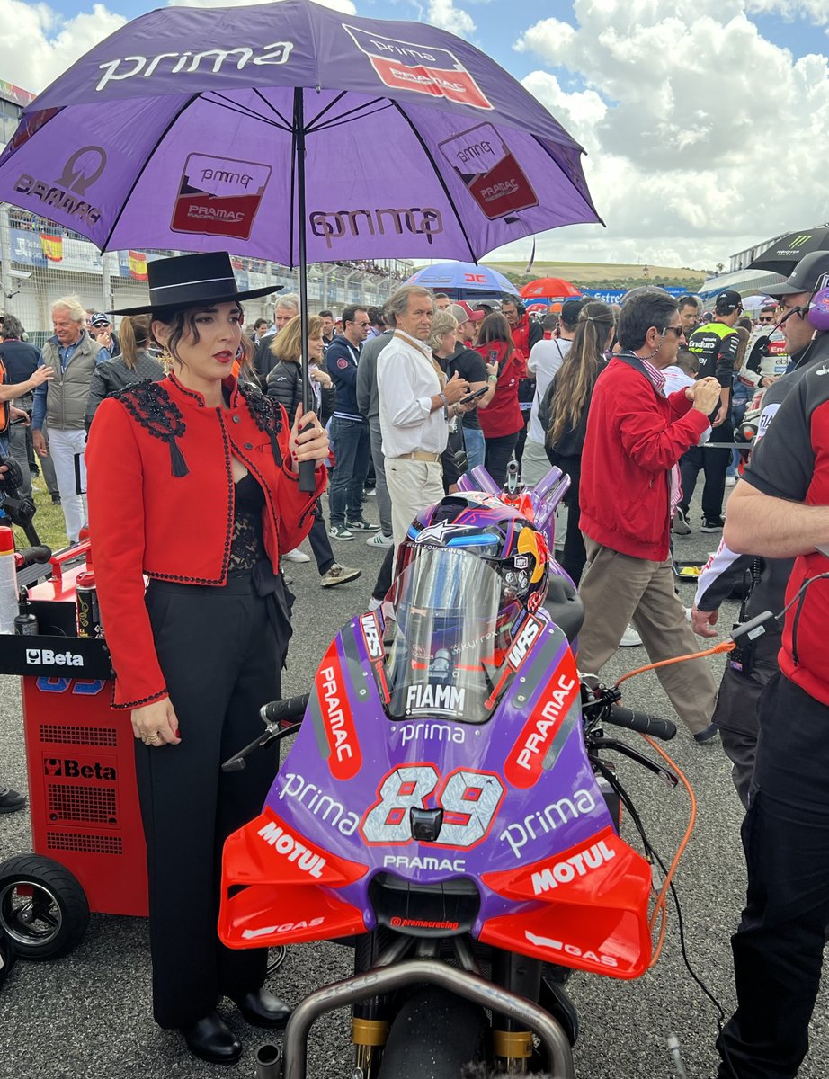 matoxley's tweet photo. A HUGE thumbs up for Pramac having one brolly boy &amp; one brolly girl on the grid. Any Neanderthals who come at me - why shouldn't women have something to gawp at as well? They're half the world's population! 👏😎 https://t.co/iNqY5QAADV