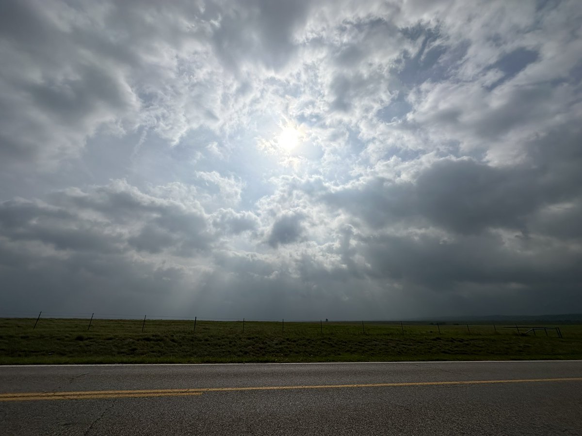 Lots more sun breaking through the clouds in SW OK #okwx