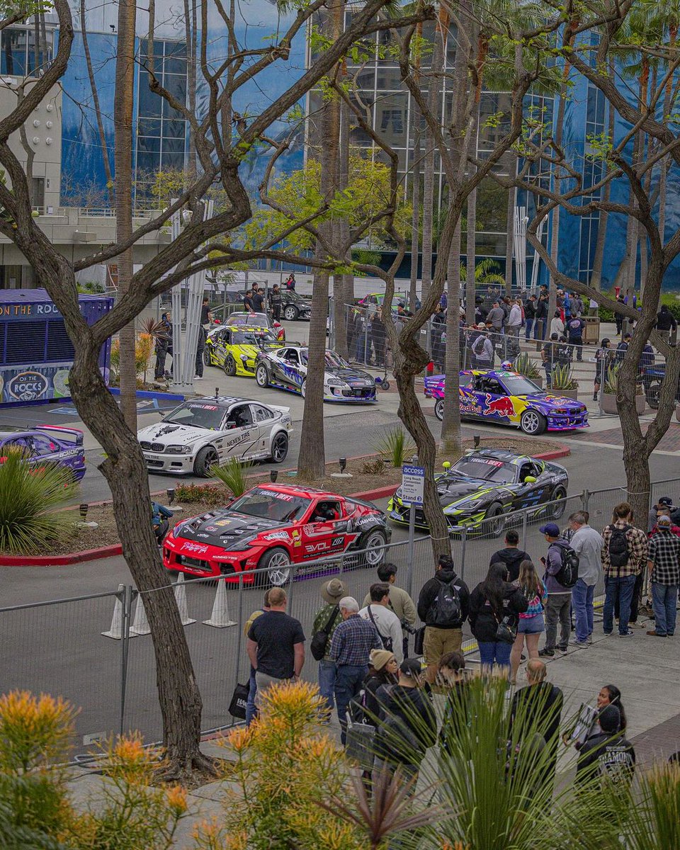 NexenTireUSA's tweet photo. You just had to be there. 🌴
📸 @boulevard_visions on Instagram
#Nexen #NexenRacing #WeGotYou #NexenTire #NexenTireUSA #FormulaD #FDLB #LongBeach #Drifting #NFeraSportR #NFera https://t.co/EfQmGromn4