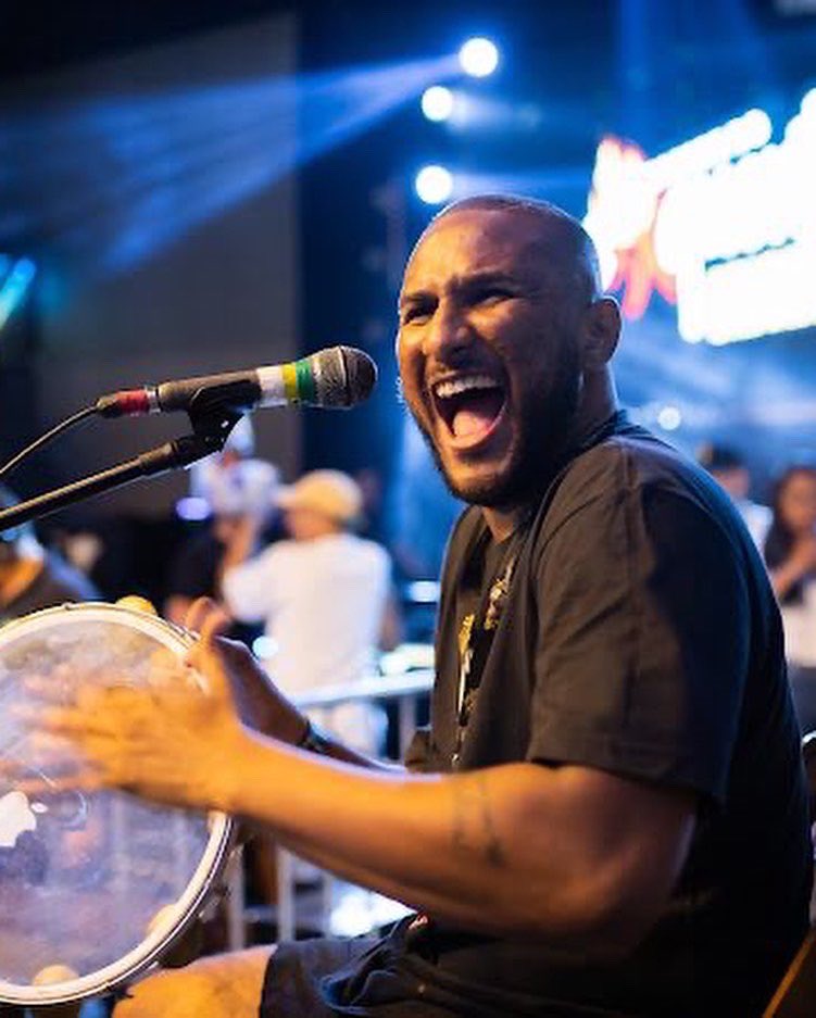 RmuloOliveira16's tweet image. Sempre traz escancarado, um franco sorriso no rosto 🎵

#pandeiro #diferenciado #rustico