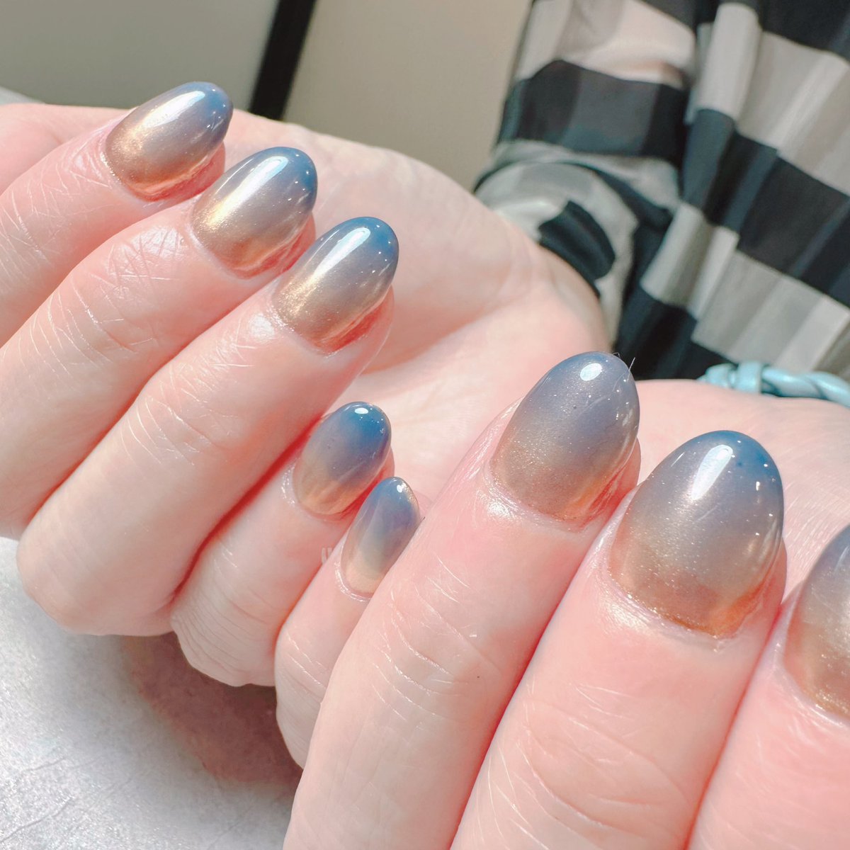 イメージは #ブルーモーメント💙🧡