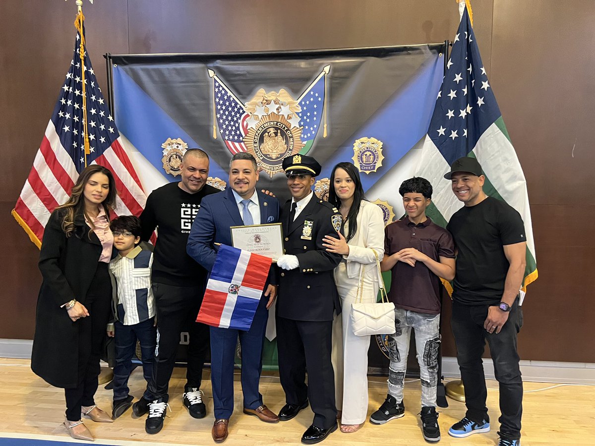 Congratulations to newly promoted NYDO member Deputy Inspector Flavio Rodriguez . We wish you continued success. 💪🇩🇴💪🇩🇴💪