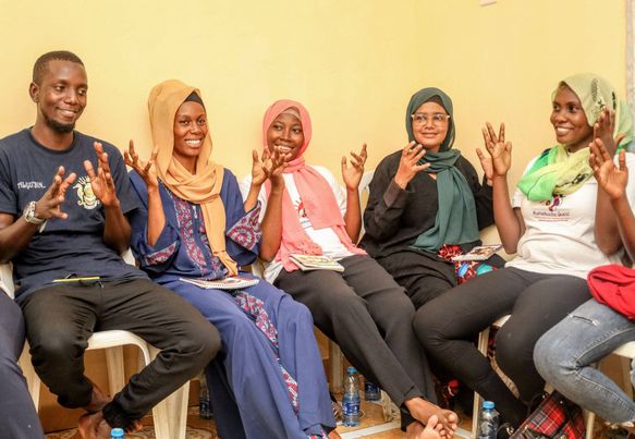 AkiliMaliAssoc1's tweet photo. Yesterday we had a colorful meet-up with our mentors at our @akilimali Associate Org offices to introduce the new TTS 1 project.
Funded by @gchallenges  and many thanks to @gsn for making this meeting success.
#KQmombasa #TTS1 #Letsrestorehope https://t.co/oWQNzUD1F7