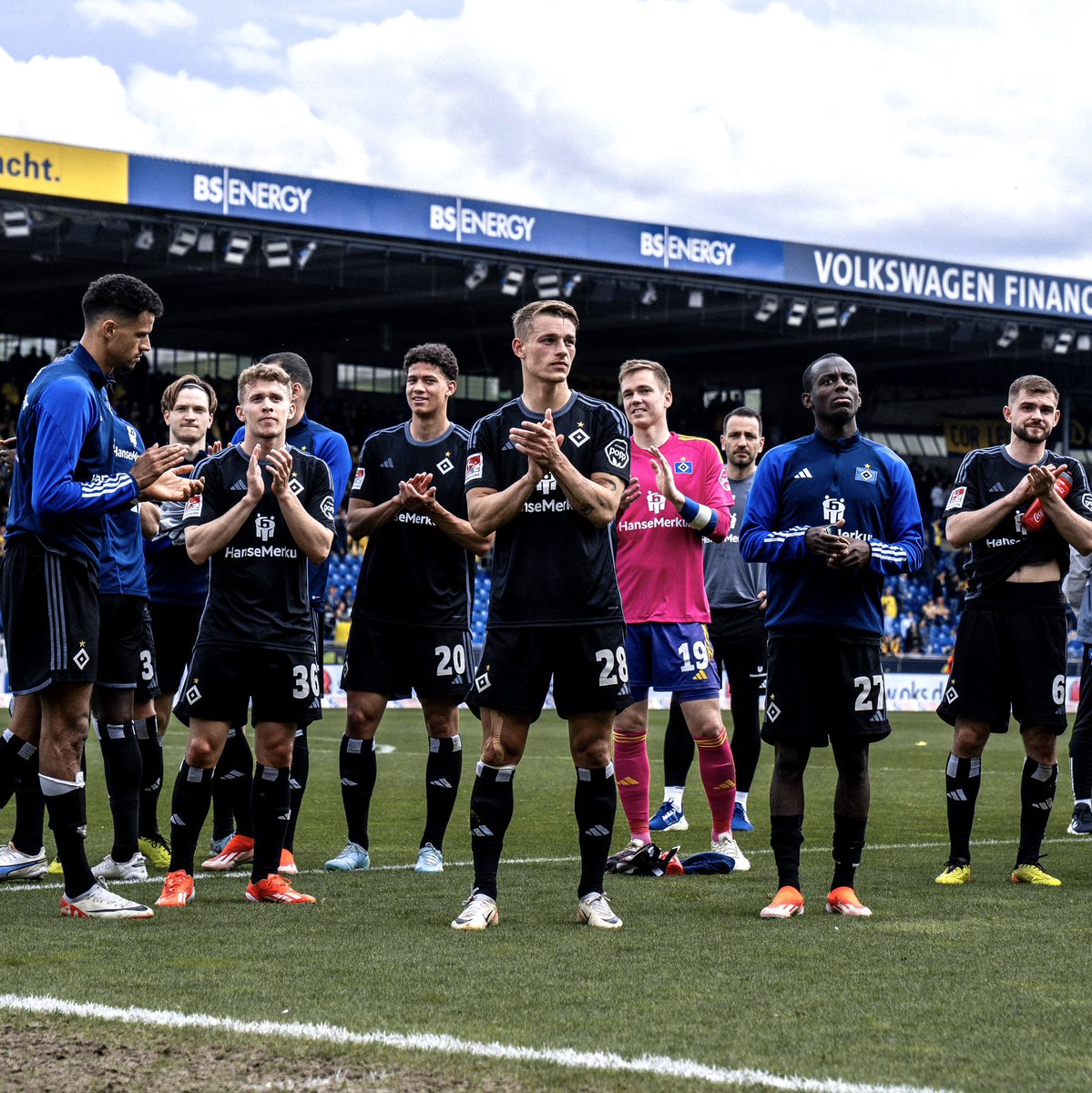 𝐃𝐚𝐧𝐤𝐞. 🙏

Wir wünschen euch eine gute Heimfahrt und ein schönes Restwochenende! 👋

#nurderHSV #EBSHSV