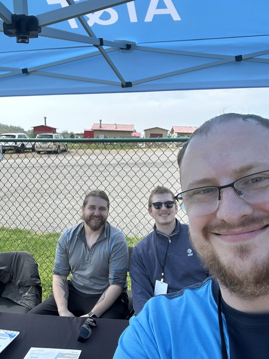 Great day at the Brook Hills Community Flea Market with <a href="/Nate_412/">Nate Orr</a> and Jake from the Weirton team <a href="/Matt__Rash/">Matt Rash</a> <a href="/DomDavis_/">Dom Davis</a> <a href="/MikeSBurgess_/">Michael</a>