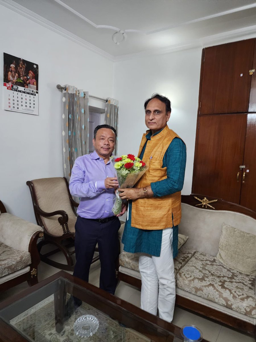 RakeshSinha01's tweet photo. Met Mr Paul Lyngdoh ji Meghalaya's Tourism Minister, in Delhi . We discussed the development of Kongthong , my adopted village . https://t.co/9pZSlWQvXN