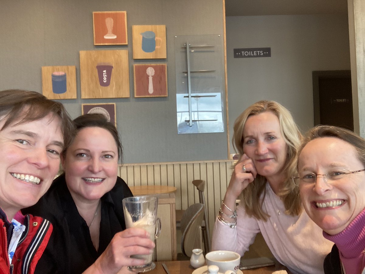 Lovely afternoon campaigning, ☕️🍰 with our excellent <a href="/DC_PCC/">Devon & Cornwall PCC</a> <a href="/AlisonHernandez/">Alison Hernandez</a> <a href="/isogrant/">Isobel Grant</a> <a href="/CllrPruMaskell/">Cllr Pru Maskell</a> <a href="/northdevontory/">David Hoare</a> #ToryDoorstep