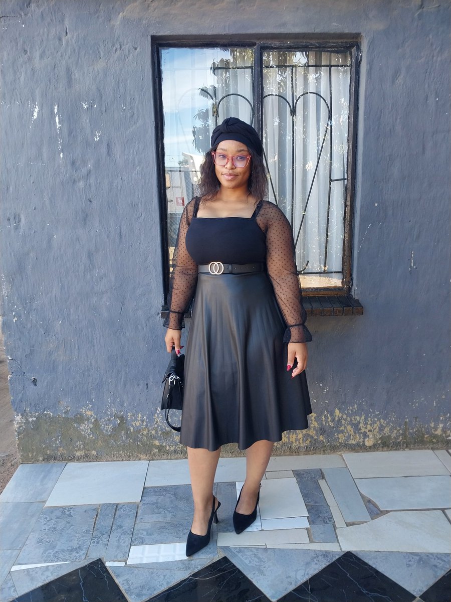 LeLo23809574's tweet photo. Sukuma Mkami Bakubone🖤 https://t.co/e6a8nar8Le