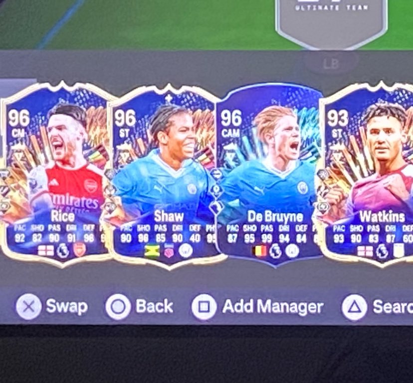 Maasshole's tweet photo. @JuniorSintress Espectacular !!! Esperando el sbc de odegaard https://t.co/I63nycdJrG