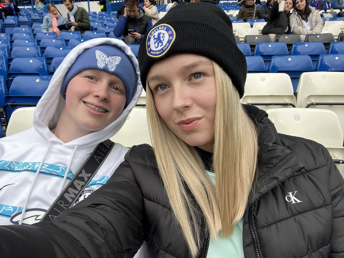 KaliTickner2's tweet photo. #CFCWMATCHDAY 💙 https://t.co/HAsrGONJlT