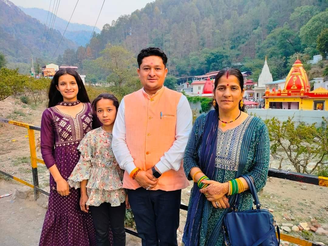 कैची धाम बाबा मंदिर में बाबा नीम करौली महाराज जी के दर्शन......!!
<a href="/narendramodi/">Narendra Modi</a> <a href="/Shashankrawat29/">Shashank Rawat</a> <a href="/pushkardhami/">Pushkar Singh Dhami</a>