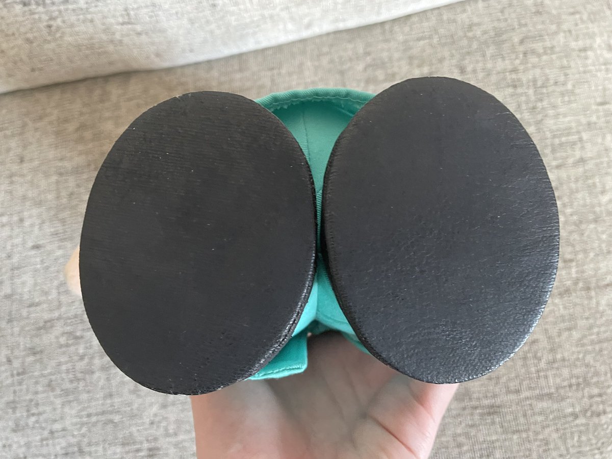 MemeSchemeYT's tweet image. Another great recent pick up, the 9 inch Fun4All Doctor Stan plush from 1998. This one is in great shape, with all tags and shoes being perfect. A little bit of eye yellowing but nothing too major

#SouthPark #stanmarsh #fun4all #southparkplush #comedycentral