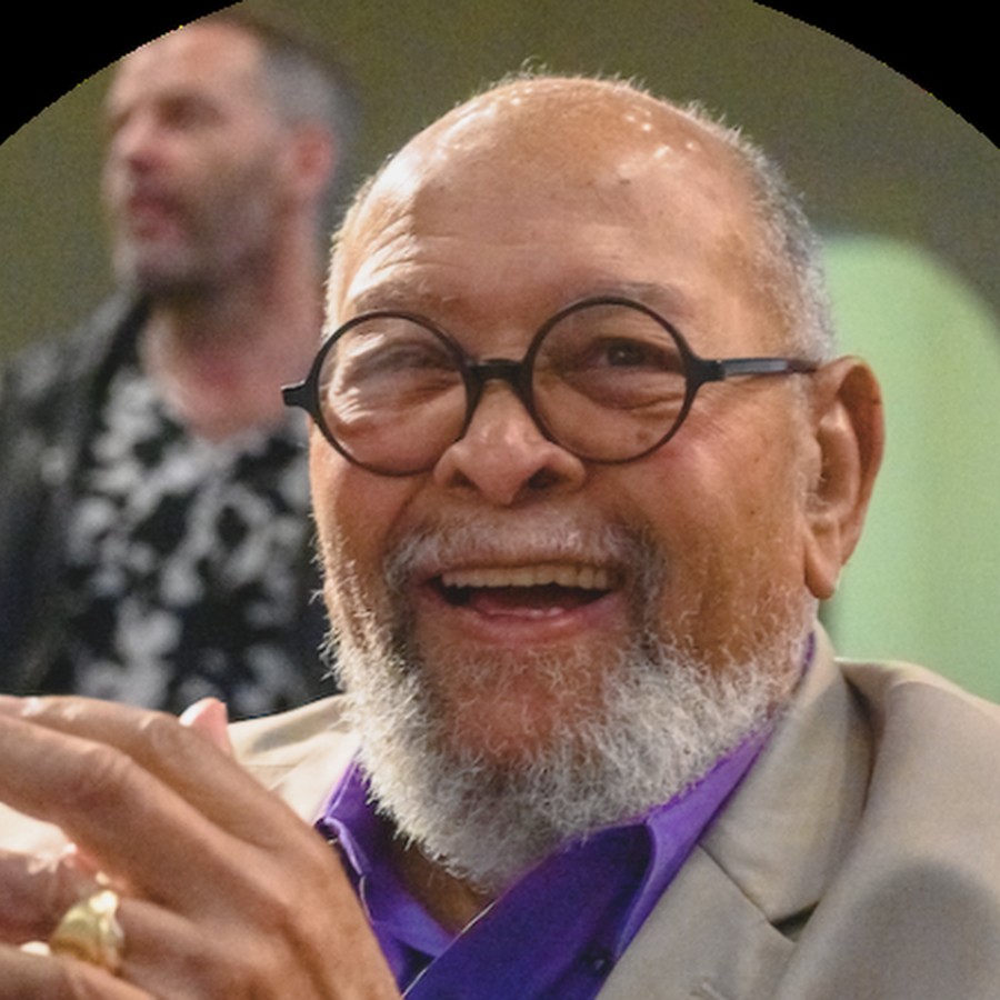 SMU mourns integration trailblazer Cecil Williams. A civil & human rights leader, Rev. Williams was among 5 students who made history as the first Black students to graduate from Perkins School of Theology & SMU. To learn more about Rev. Williams, visit: bit.ly/3Qk5pSy