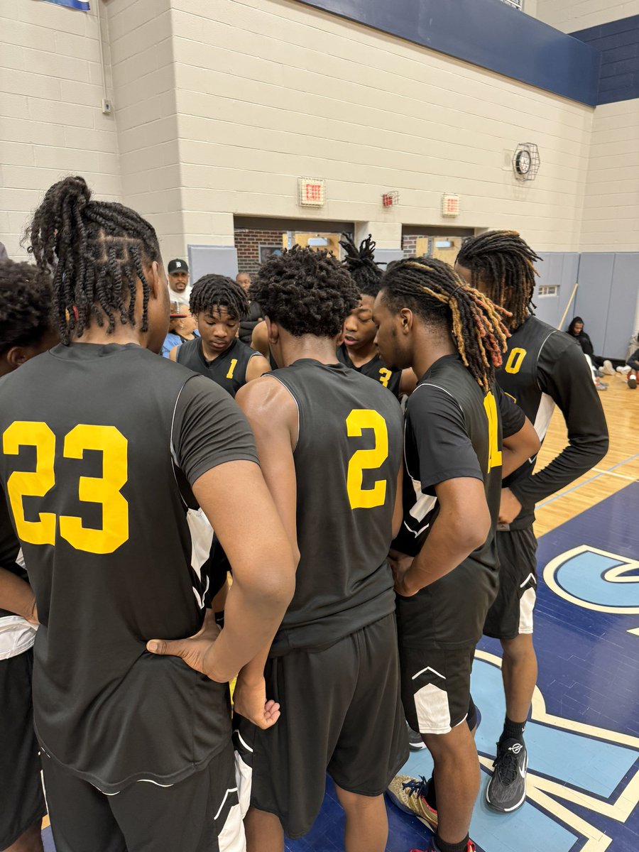 DMagicBC1's tweet photo. Team Magic 17U in action at the Mitten Recruit Spring Showcase https://t.co/qGSsxOUYUZ