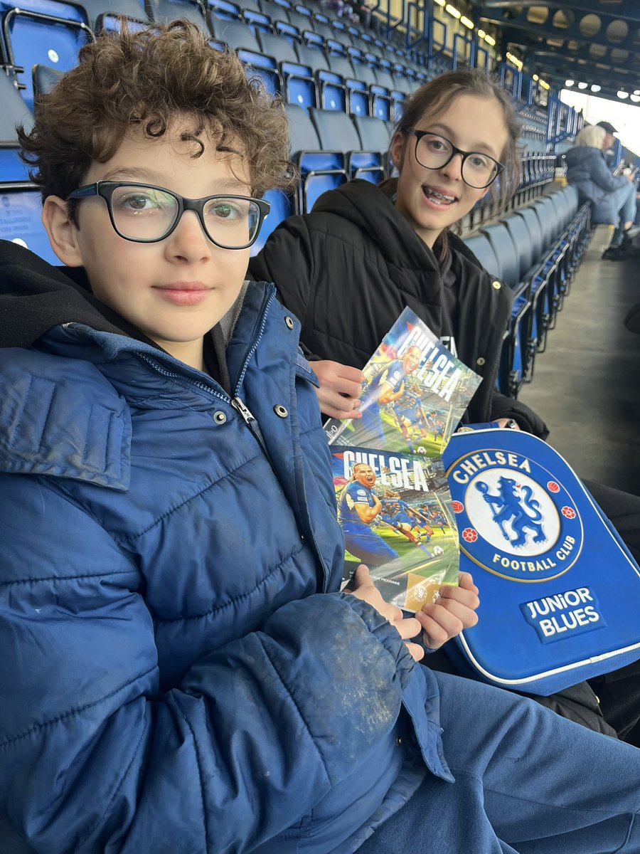 And here we are! You can do this Chelsea! So pleased it’s a sell out for Emma’s last game at Stamford Bridge #CFCWMATCHDAY