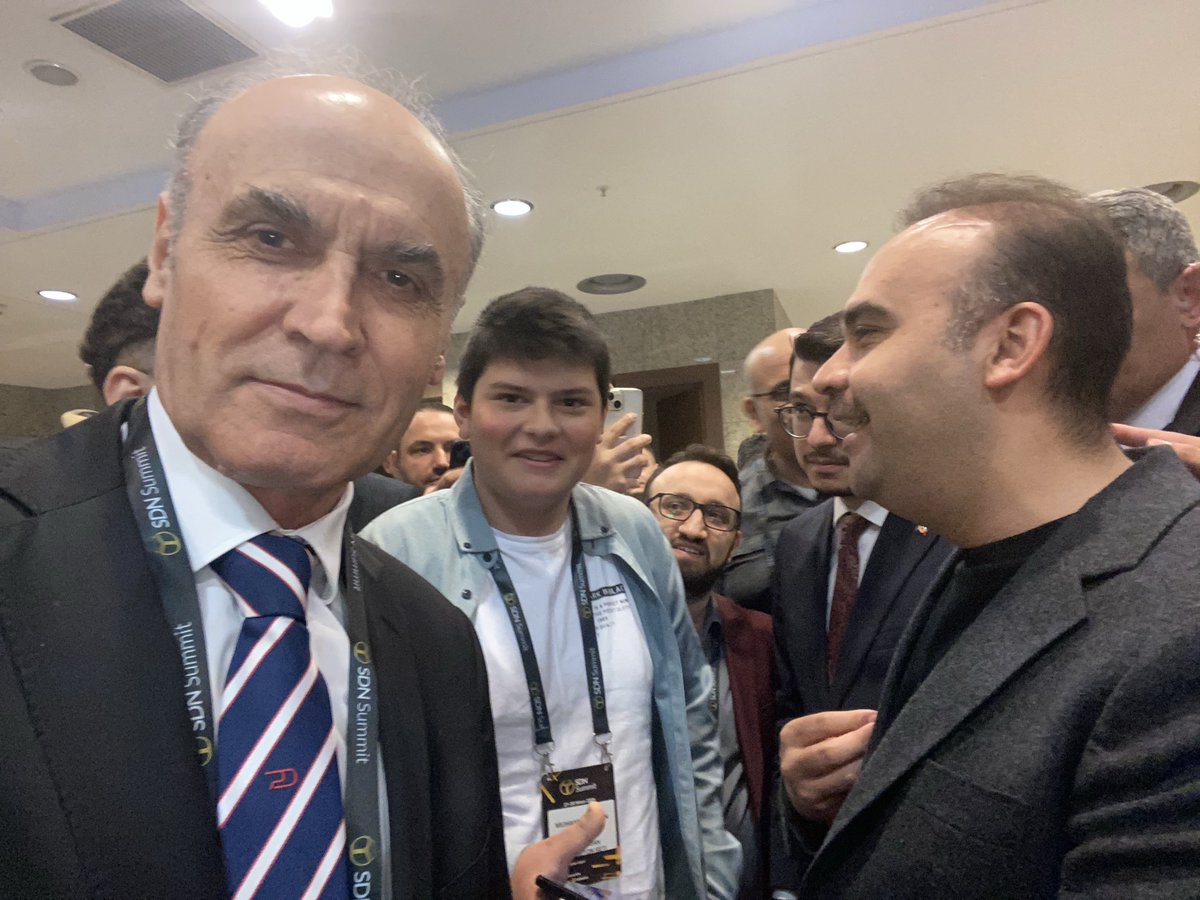 Sanayi ve Teknoloji Bakanımız Sn. M. F. Kacır Yapay Zekadan korkmayın dedi ⁦<a href="/halicedu/">Haliç Üniversitesi</a>⁩ #sdnsummit ⁦<a href="/TRAI/">TRAI</a>⁩