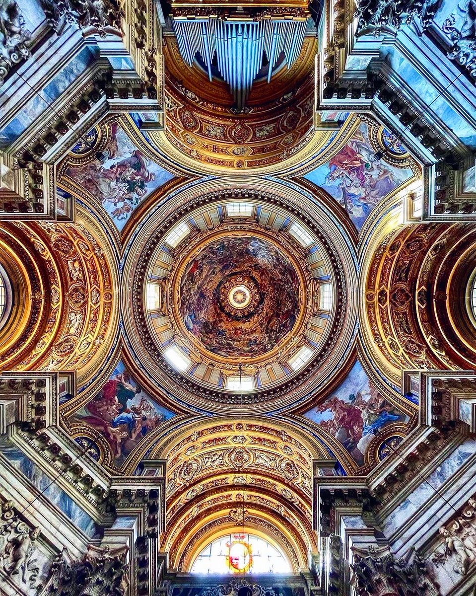 Beauty carries the soul closer to God. (Sant'Agnese in Agone, Rome)