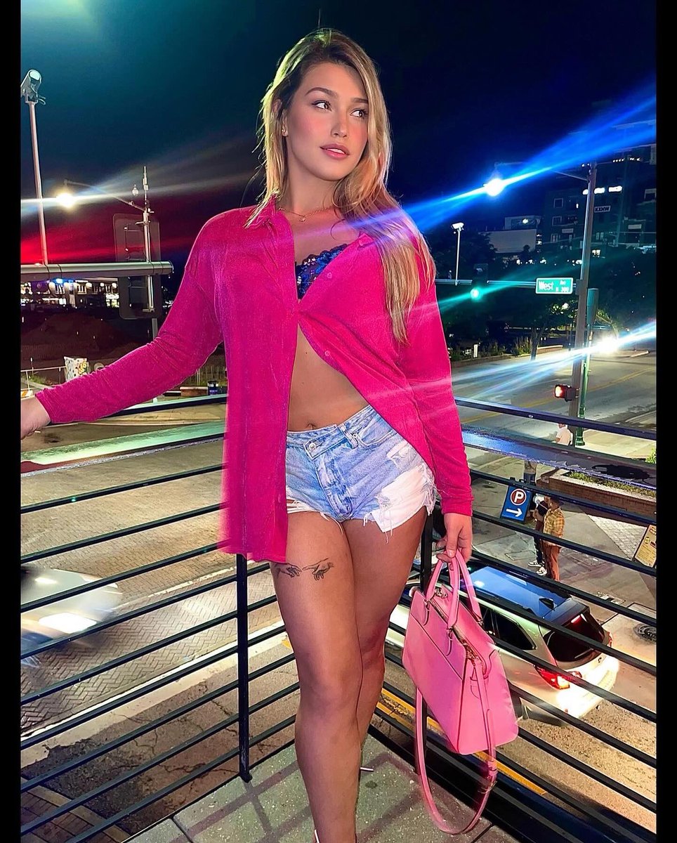 Ariel Nicole tweet media
