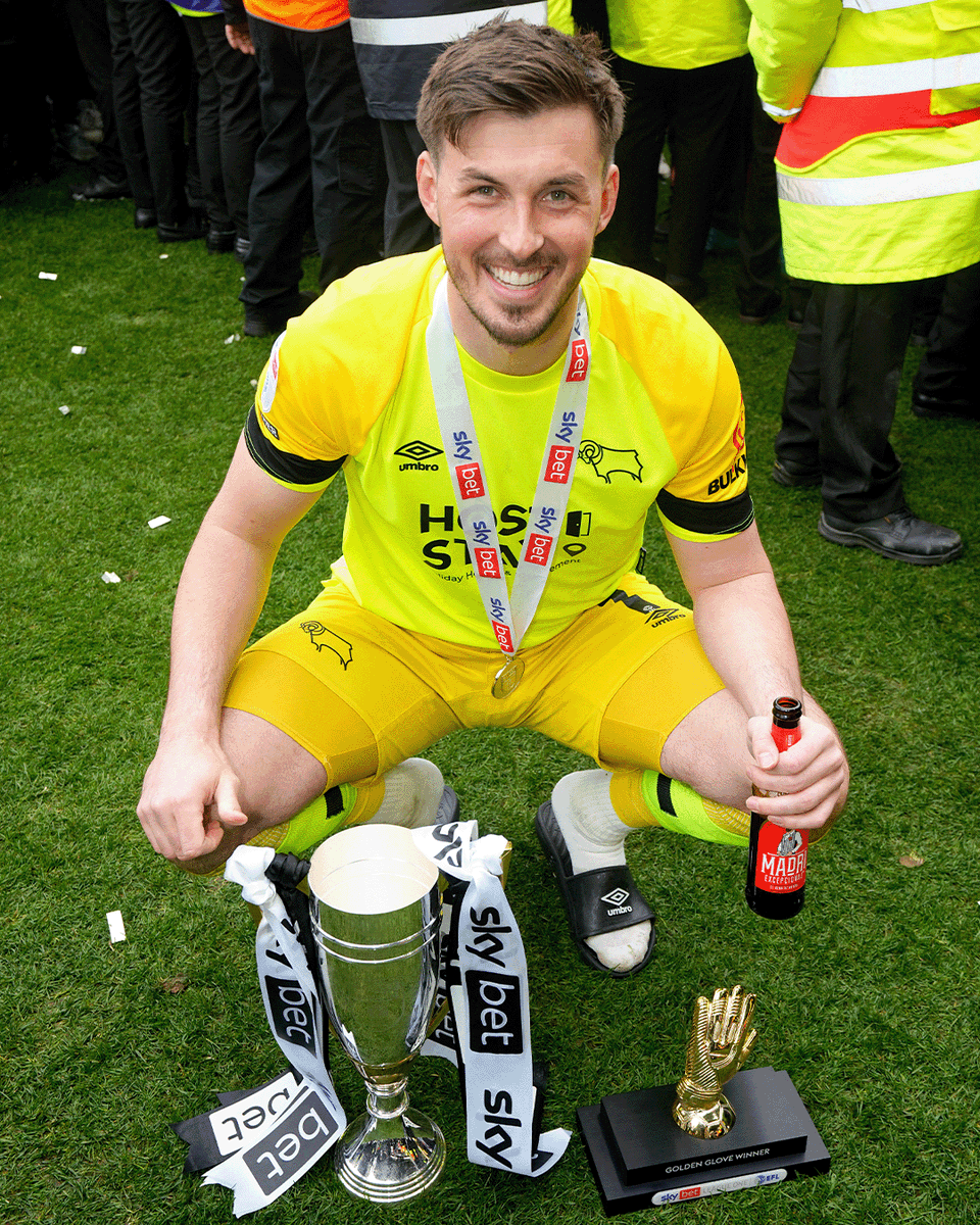 dcfcofficial's tweet image. Joe Wildsmith. Golden Glove winner 👏🧤

#DCFC