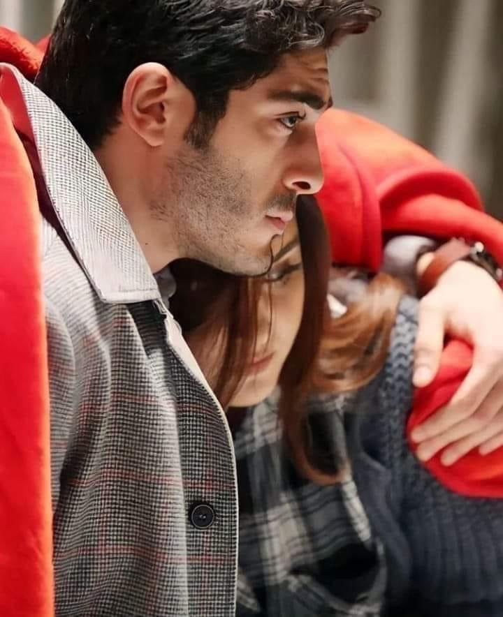 قالوا نسيته قلت كيف انساه 
وهو دعوتي في كل صلاه ❤️