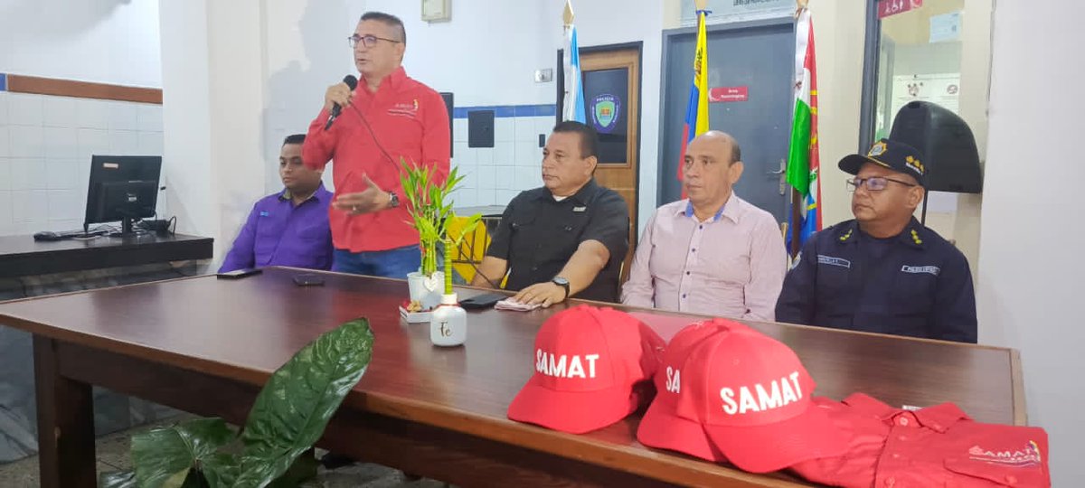 NoticiasCanali_'s tweet photo. #27Abr 🇻🇪 || El Servicio Autónomo Municipal de Administración Tributaria, finalizó las labores de remodelación y adecuación de instalaciones, con el objetivo de garantizar y fortalecer el servicio de atención al contribuyente y la implementación de Sistema Único de Trámites #SUT. https://t.co/tkOtvt1FBl