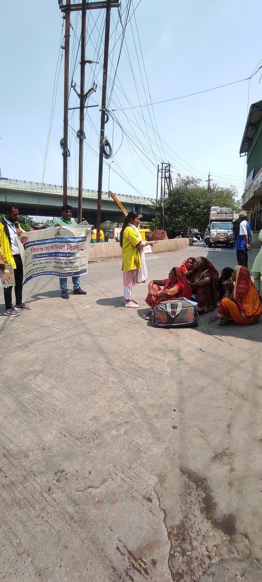 मलेरिया सप्ताह के दौरान <a href="/Indore/">Indore</a> शहर में फ़ैमिली हेल्थ इंडिया #EMBED टीम द्वारा लोगो को मलेरिया के लिये जागरुक किया गया
#Malariafreeindia
#EMbed2EndMalariya
<a href="/Embed/">Embed</a> @HimanshuJayswar
<a href="/Daulat780Patel/">Daulat Patel</a>
@Familyhealth
@Sksomya
<a href="/rajesh_amh/">Rajesh Mishra</a>
<a href="/Avdheshsingh_/">Avdhesh Singh</a>
<a href="/AryaPhoolwati/">PHOOLWATI ARYA</a> <a href="/santoshbhargav2/">Dr. Santosh Bhargava</a>