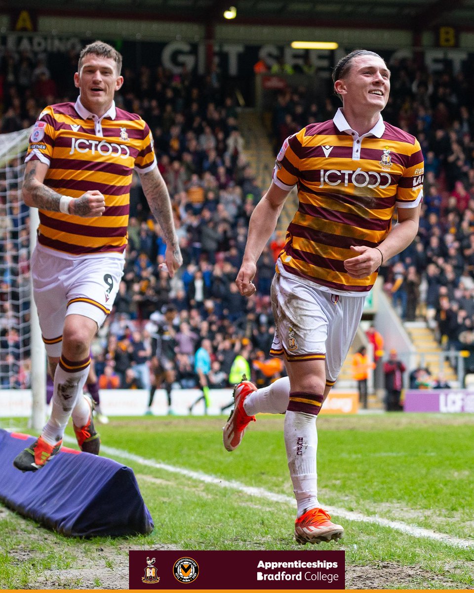 Bradford City AFC (@officialbantams) on Twitter photo πΈ 85' | ποΈ in claret and amber for <a href="/CALKAV9/">Calum Kavanagh</a>!
π 3-1 π
#BCAFC | #BRAvNEW πΈ 85' | ποΈ in claret and amber for <a href="/CALKAV9/">Calum Kavanagh</a>!
π 3-1 π
#BCAFC | #BRAvNEW