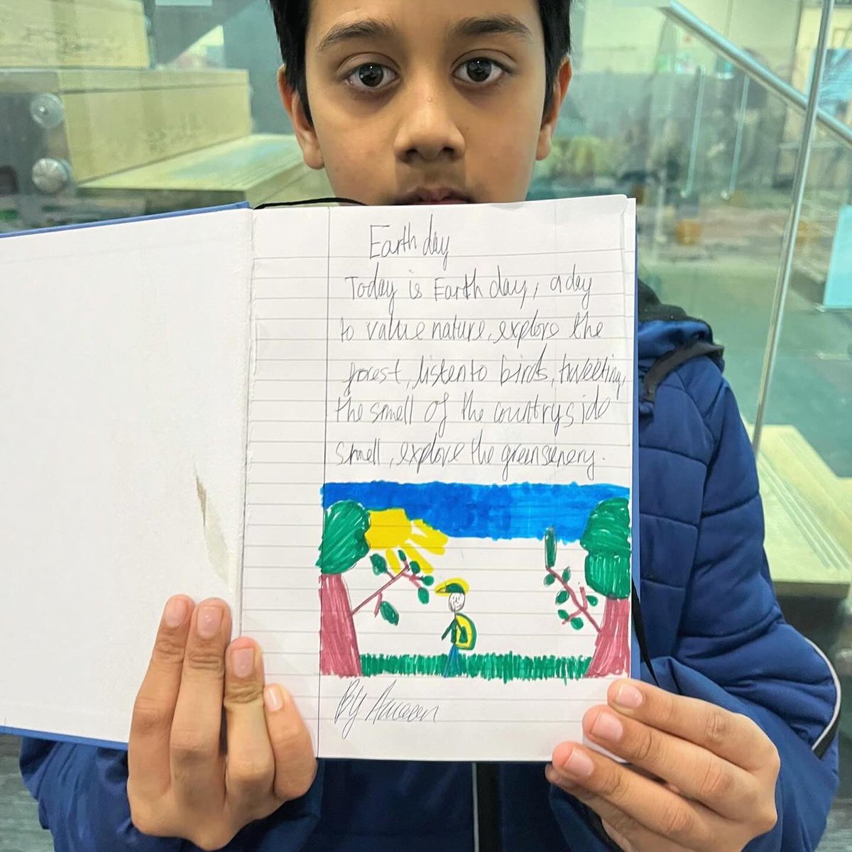 If you love poetry, reading and performing you will love #PlayWithPoetry at #WoolwichLibrary! Aimed at children aged 8-12, this week the group explored climate change for #EarthDay and wrote their own poems! 🌏📚 #LoveYourLibrary