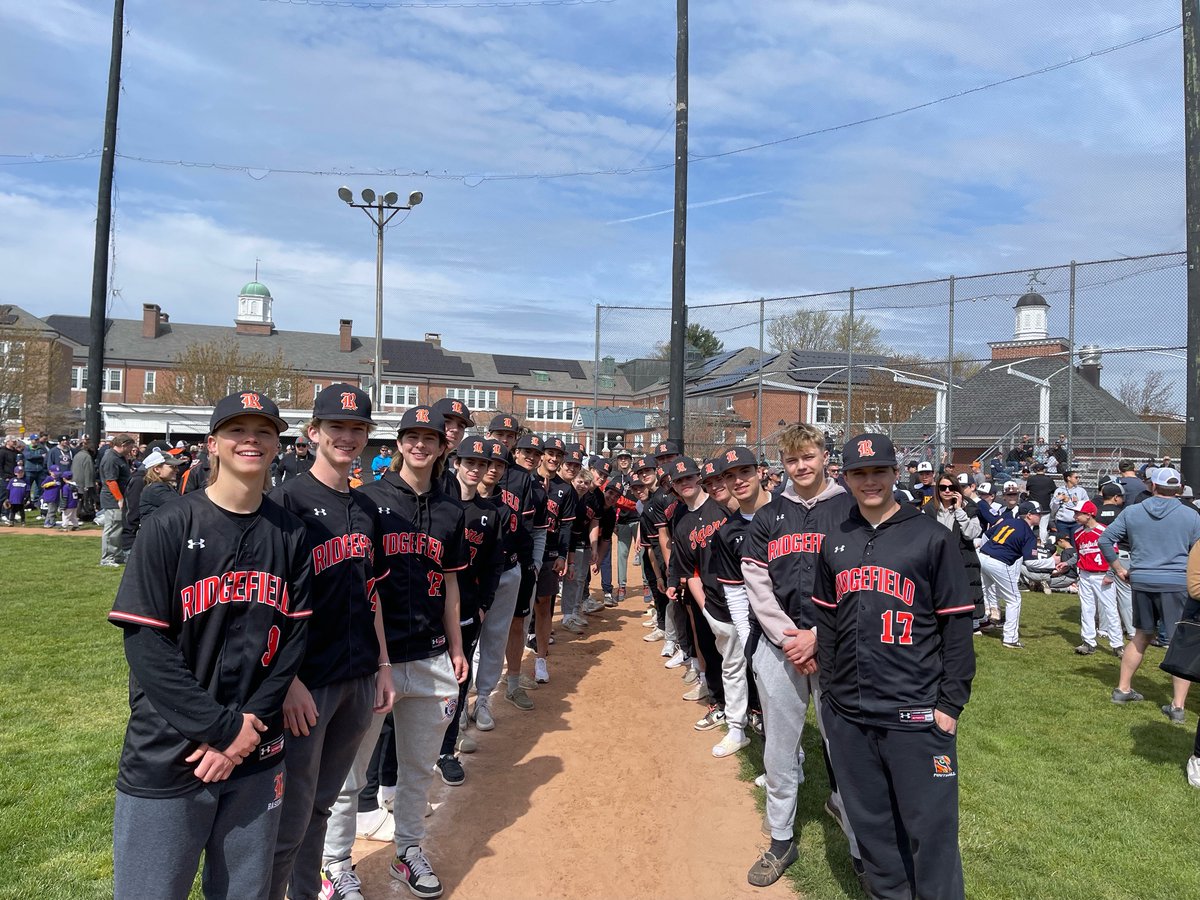 RHSTigersBase's tweet image. Always great to see the players support future Tigers at Ridgefield Little League Opening Day!