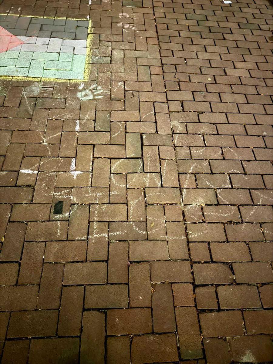 Spotted in the middle of the University of Pennsylvania’s campus. 

“F*ck fascist Zionist pigs”