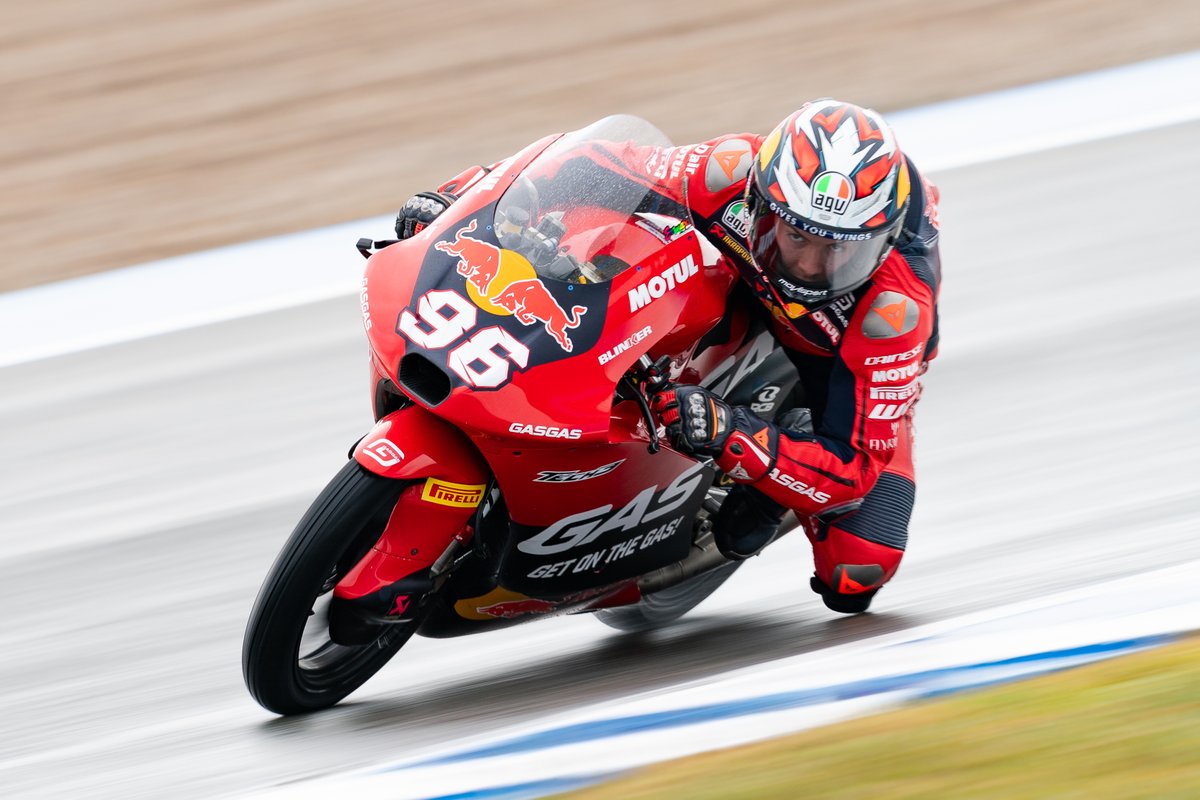 Eventful Saturday sees Roulstone and Holgado forced to start Spanish GP from P17 and P18 🌧️ 📰 Full report from the #Moto3 qualifying in Jerez 👉 moto3.tech3racing.fr/index.php/en/n… #SpanishGP